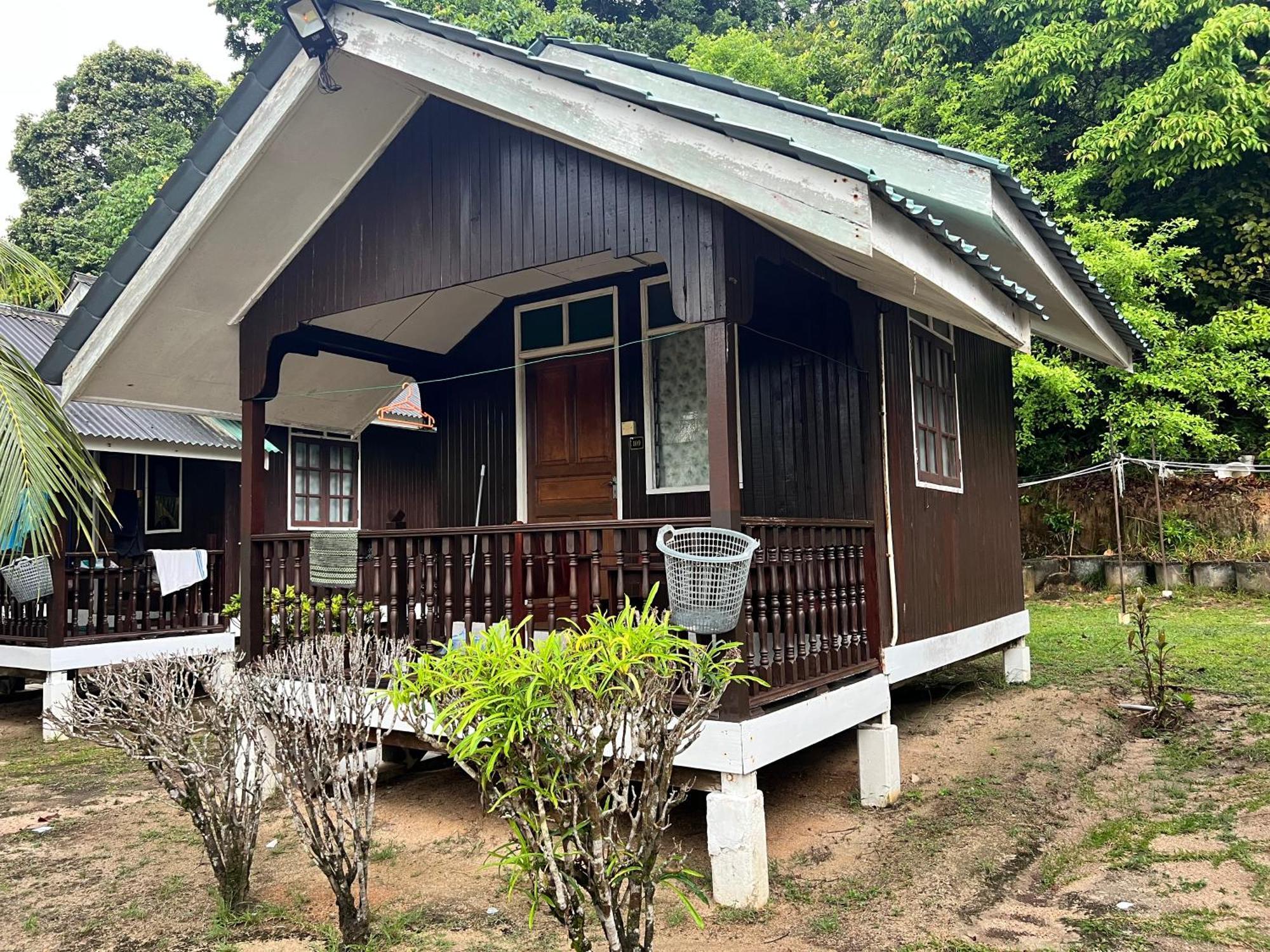 Mama'S Chalet Pulau Perhentian Besar Kampong Pasir Hantu Esterno foto